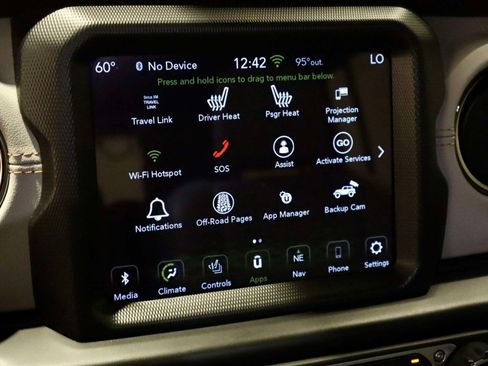 Used 2022 Jeep Wrangler Unlimited Sahara AWD/4WD image 34