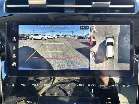Used 2023 Hyundai Tucson Limited w/ Winter Package AWD/4WD image 24