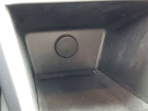 Used 2017 Chevrolet Equinox LT w/ Convenience Package image 25