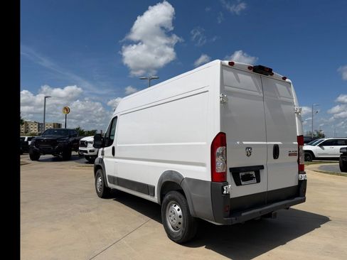 Used 2017 RAM ProMaster 2500 w/ Mopar Trailer Tow Group image 2