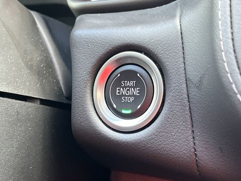 Used 2024 Chevrolet Tahoe LS image 8