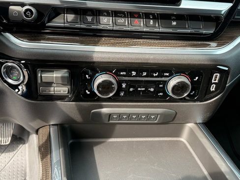 New 2026 Chevrolet Silverado 3500 LT AWD/4WD image 19