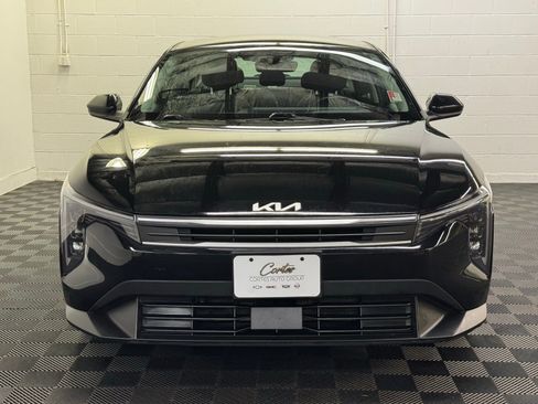 Used 2025 Kia K4 LXS image 5