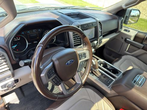 Used 2019 Ford F150 Limited w/ Trailer Tow Package image 14