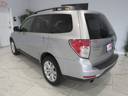 Used 2012 Subaru Forester 2.5X Premium AWD/4WD image 6