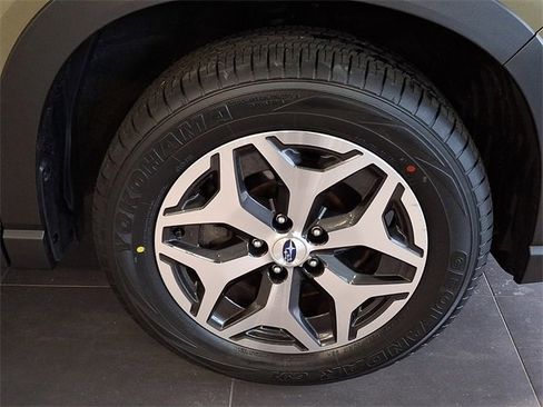 Certified 2022 Subaru Forester Premium w/ Popular Package #1 image 7