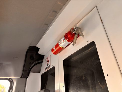 Used 2019 Ford Transit 250 148 Medium Roof image 17