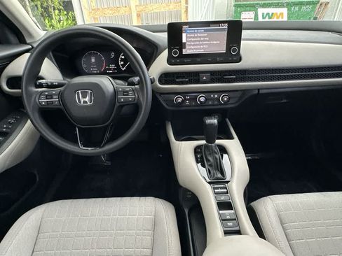 Used 2024 Honda HR-V LX image 17