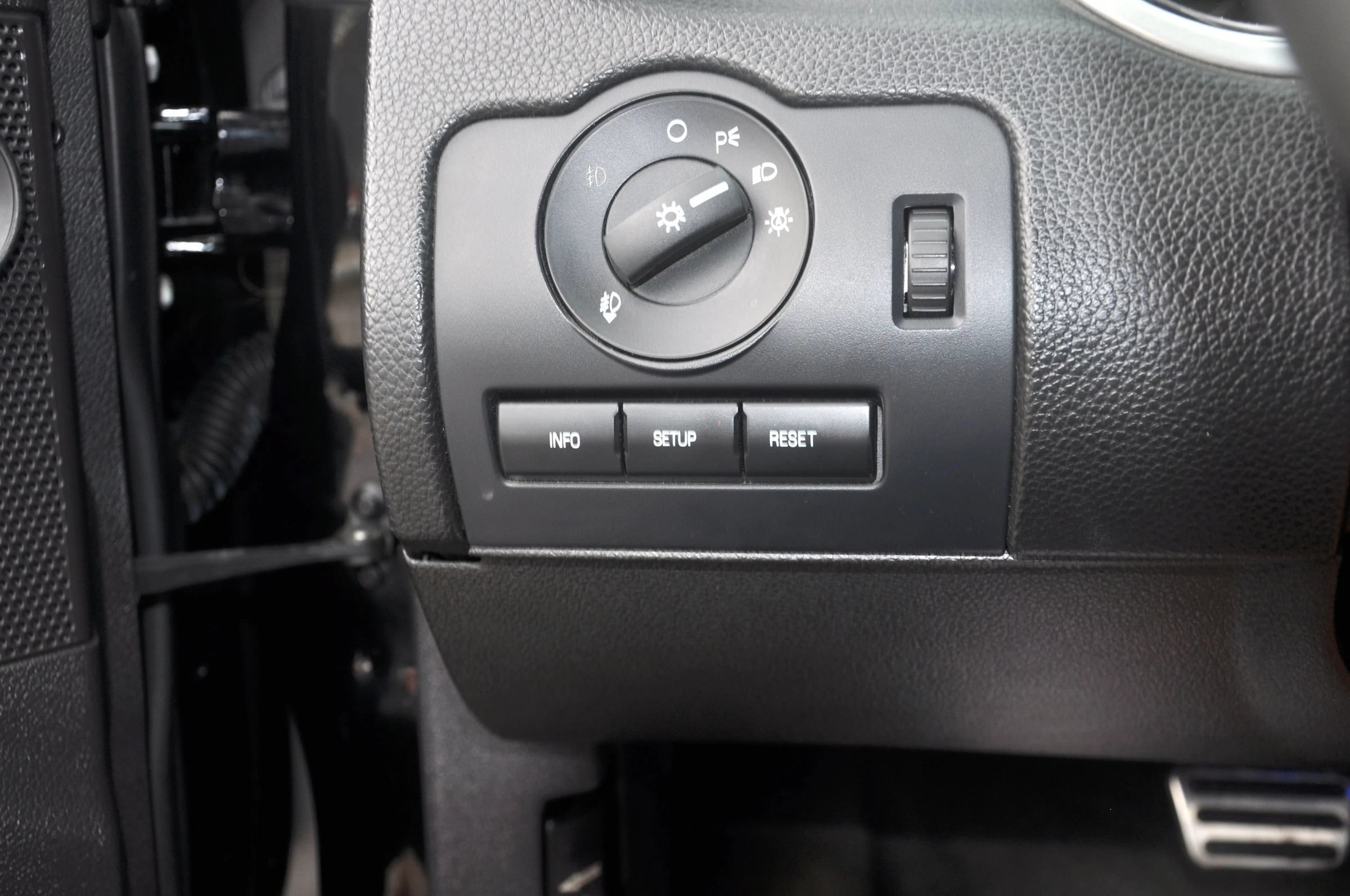 Used 2012 Ford Mustang Premium w/ Electronics Pkg RWD image 32