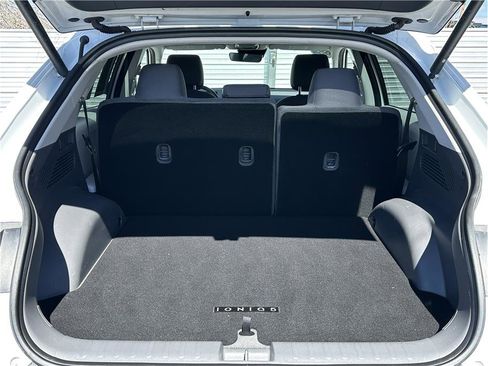 Used 2024 Hyundai Ioniq 5 SEL image 28