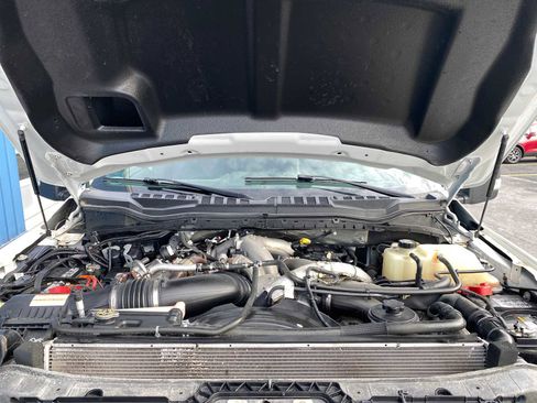 Used 2020 Ford F550 4x4 Regular Cab Super Duty image 6