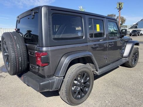 Used 2023 Jeep Wrangler Unlimited Sahara w/ Cold Weather Group image 5