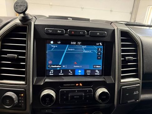 Used 2018 Ford F150 Raptor w/ Equipment Group 802A Luxury image 17