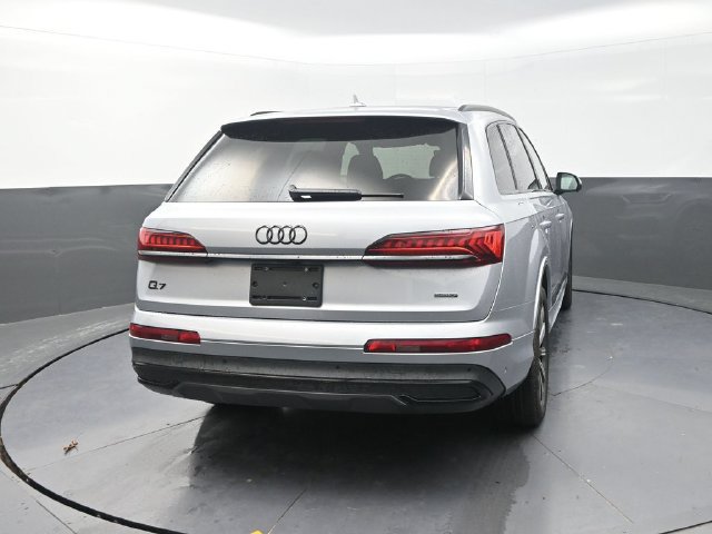 Used 2022 Audi Q7 2.0T Premium Plus w/ Premium Plus Package AWD/4WD image 7