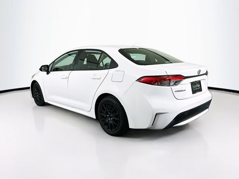 Used 2021 Toyota Corolla LE FWD image 5