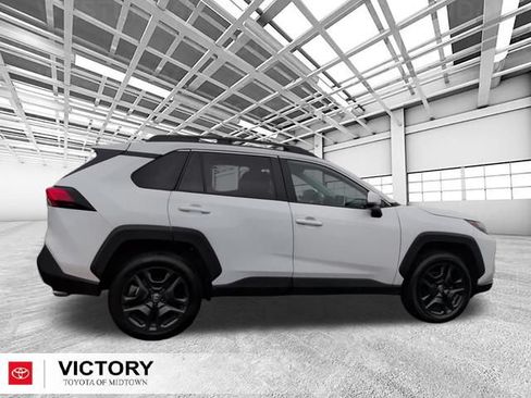 Used 2024 Toyota RAV4 Adventure AWD/4WD image 2