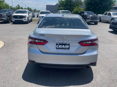 Used 2022 Toyota Camry LE FWD image 6