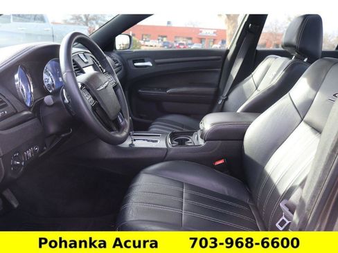 Used 2014 Chrysler 300 S image 24