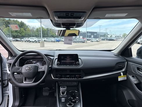 New 2026 Nissan Rogue Dark Armor AWD/4WD image 28