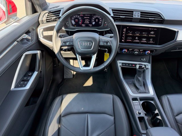 Used 2025 Audi Q3 2.0T Premium AWD/4WD image 12