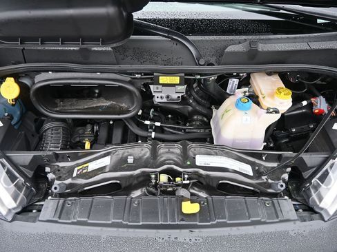 New 2026 RAM ProMaster 2500 w/ Convenience Group image 30