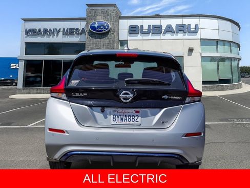 Used 2022 Nissan Leaf SV FWD image 5