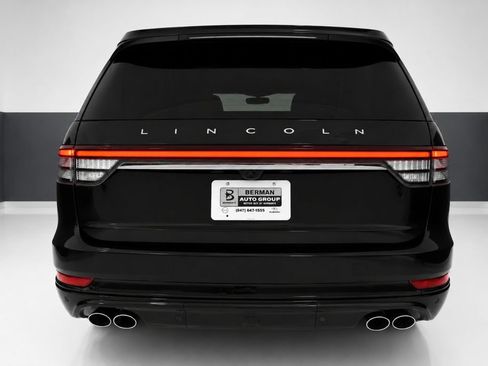 Used 2021 Lincoln Aviator Reserve w/ Equipment Group 210A AWD/4WD image 9