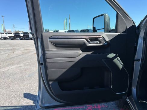 Certified 2026 Chevrolet Silverado 2500 LTZ image 15