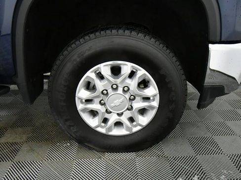 Used 2020 Chevrolet Silverado 2500 LT w/ All Star Edition image 17