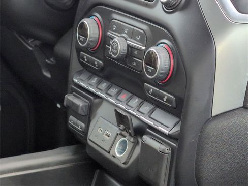 Used 2019 Chevrolet Silverado 1500 RST image 14