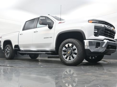 New 2026 Chevrolet Silverado 2500 LT image 25