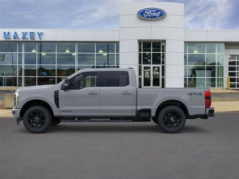 New 2026 Ford F250 Lariat w/ Black Appearance Package image 25