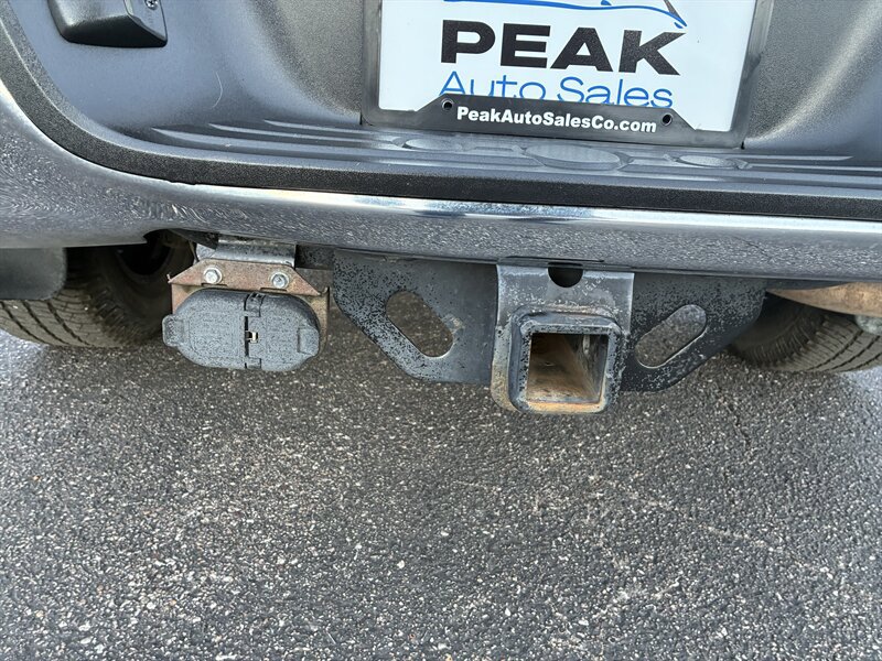 Used 2012 Toyota Tundra 4x4 CrewMax w/ Tow Pkg image 24