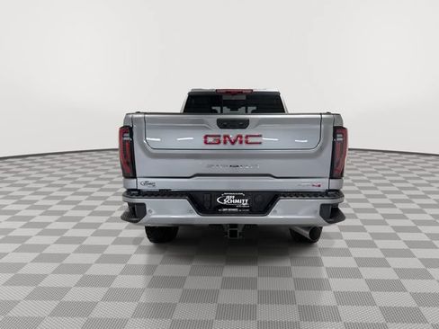 New 2026 GMC Sierra 2500 AT4 w/ AT4 Premium Plus Package AWD/4WD image 9