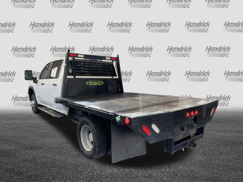 Used 2024 GMC Sierra 3500 Pro w/ Convenience Package AWD/4WD image 8
