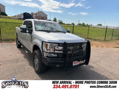 Used 2019 Ford F250 Lariat AWD/4WD image 2
