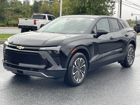 New 2026 Chevrolet Blazer EV LT image 3