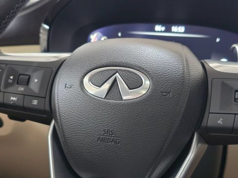 Used 2023 INFINITI QX60 Sensory w/ Vision Package AWD/4WD image 21