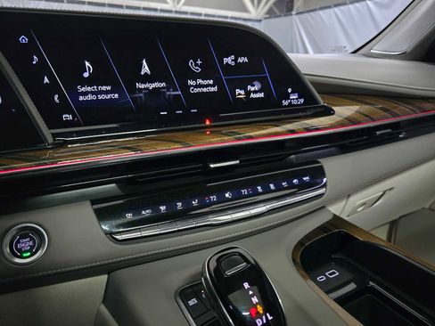 Used 2022 Cadillac Escalade Sport Platinum image 30