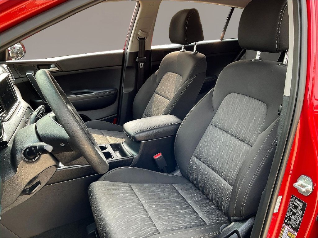 Used 2021 Kia Sportage LX AWD/4WD image 21