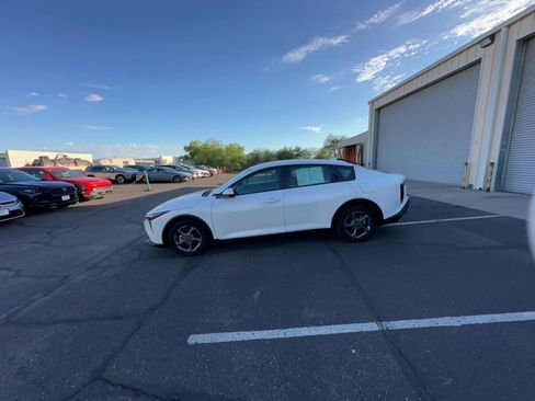 Used 2025 Kia K4 LXS image 15