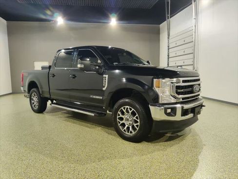 Used 2020 Ford F250 Lariat w/ Lariat Value Package AWD/4WD image 1