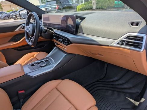 Used 2026 BMW 430i Coupe w/ M Sport Package RWD image 17
