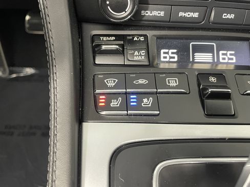 Used 2024 Porsche 718 Boxster GTS image 23