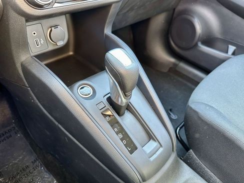 Certified 2025 Nissan Kicks Play S FWD image 28