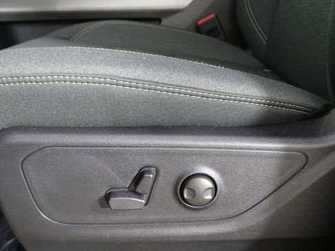 New 2026 RAM 1500 4x4 Crew Cab image 22