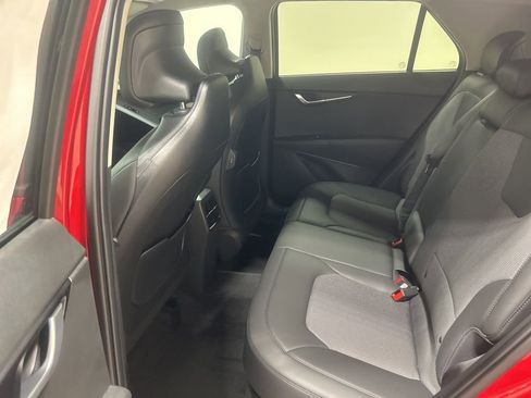 New 2025 Kia Niro EX image 24