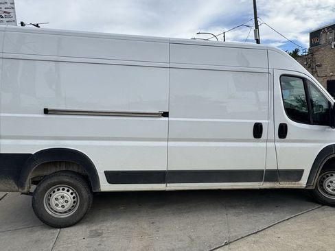 Used 2025 RAM ProMaster 2500 w/ Convenience Group FWD image 6