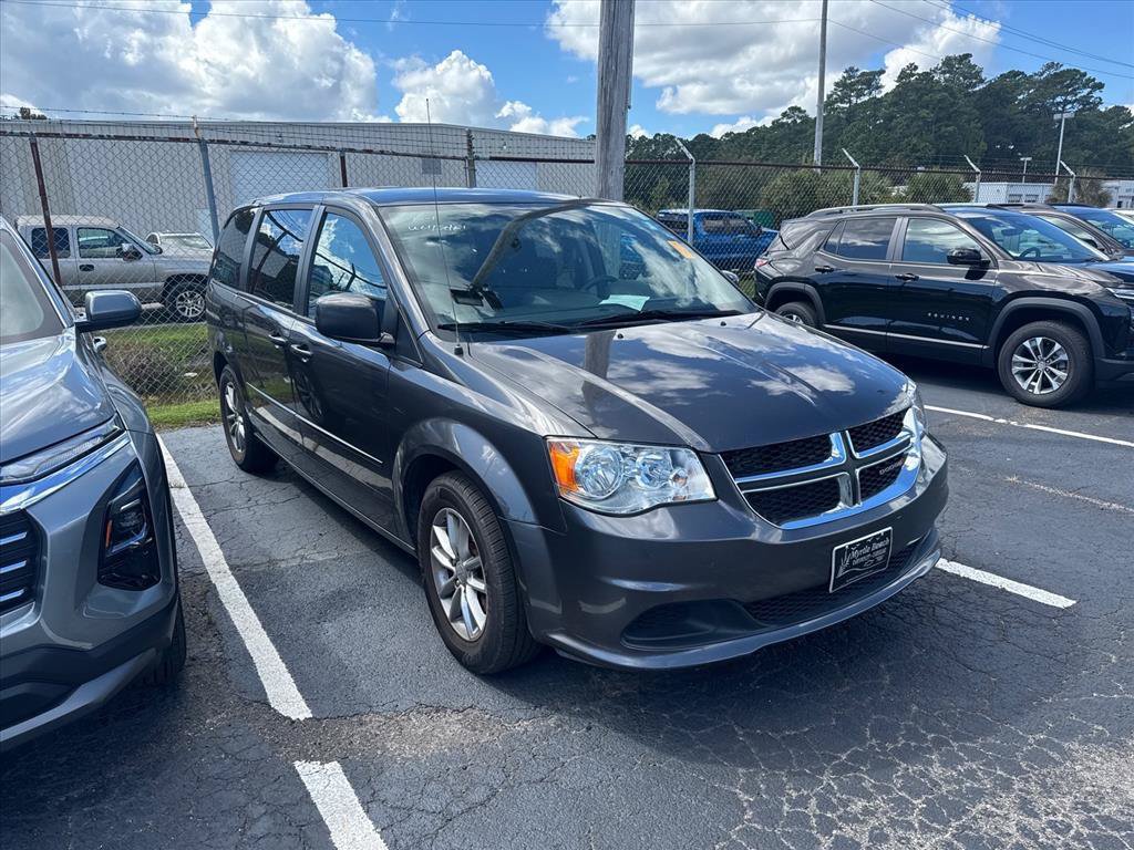 Used 2017 Dodge Grand Caravan SE FWD image 1
