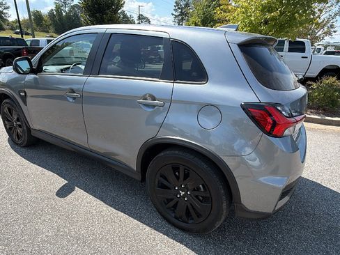 Used 2025 Mitsubishi Outlander Sport AWD image 10